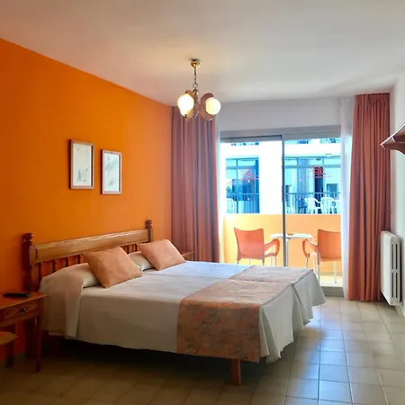 Jovial Aparthotel *
