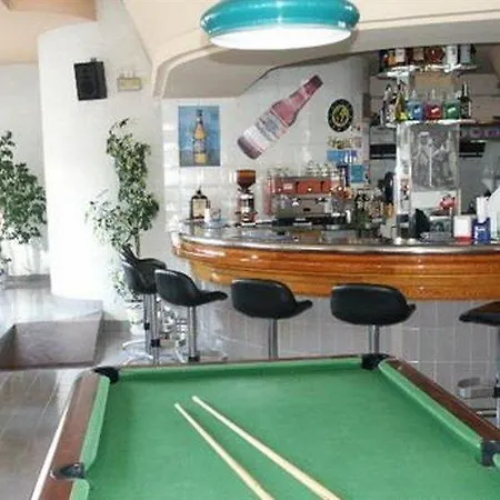 Jovial Aparthotel *