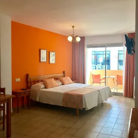 Aparthotel Jovial *